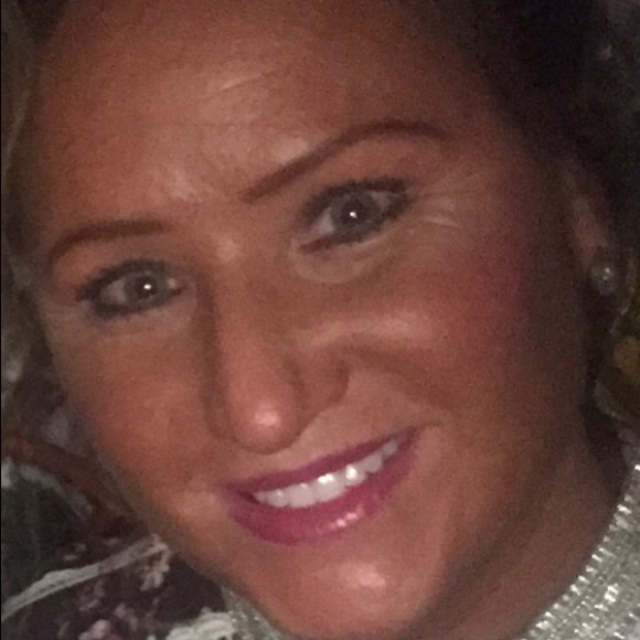 Meet your Posher, Amy - Picture 4 of 8